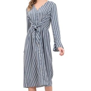 astr the label burgundy dress Floris Burnout Floral Maxi Rihoas Jacquard Textured Beaded Available Sizes:16 bfcm2023 the brand has stood